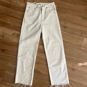 LEVIS ribcage straight Jean size 27